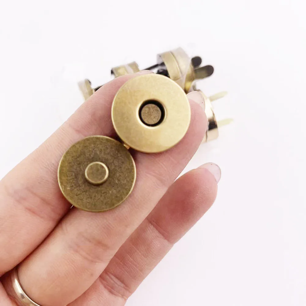 10Sets 14/18mm Magnetic Buttons for Bags and Wallets Automatic Adsorption Clasp Buckle Feet Leather Craft with Storage Box  DIY