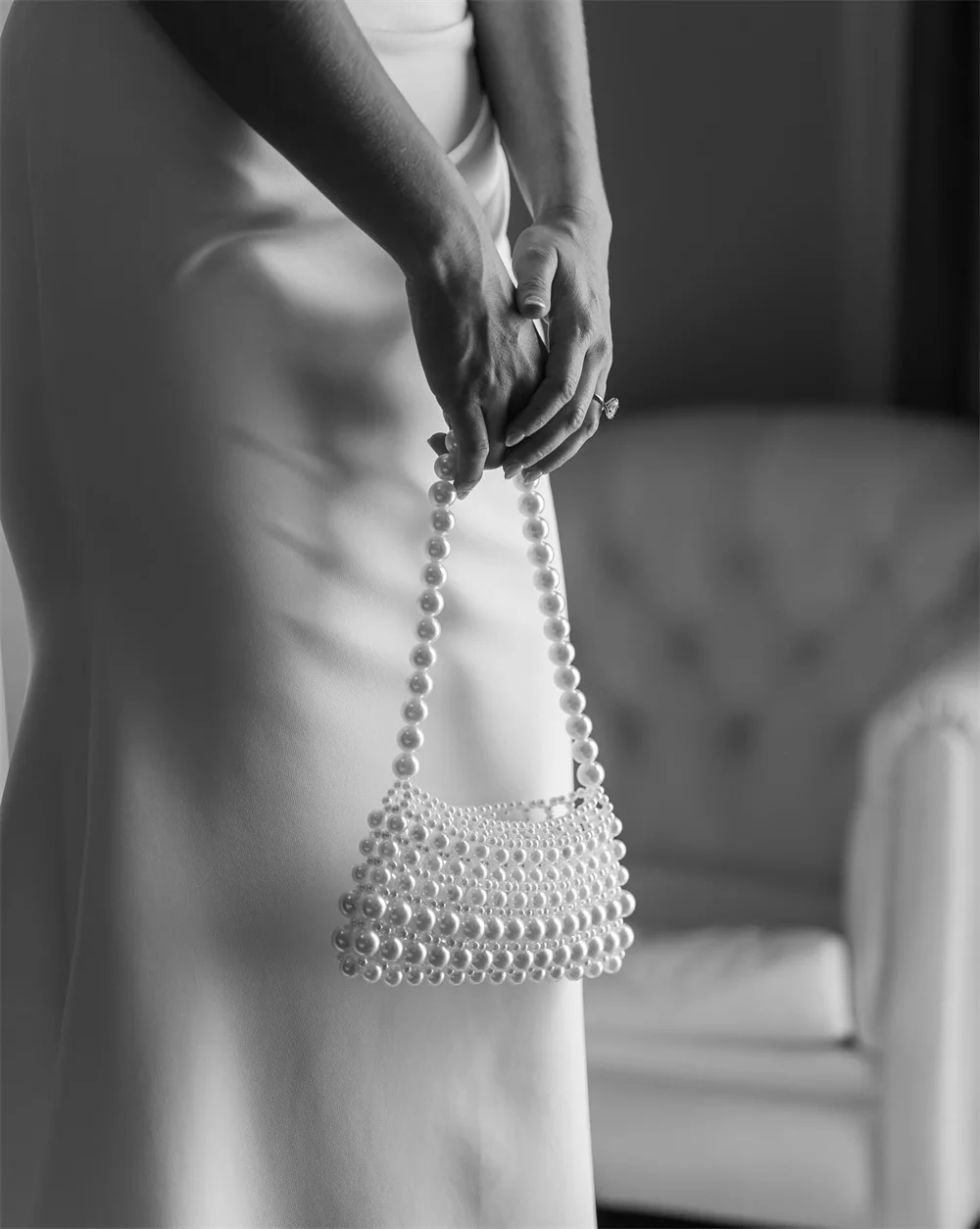 Tokyo Aangepaste witte trouwjurk met hartvormige hals, mouwloze bruidssluier met ritssluiting aan de achterkant, elegante zeemeermin trouwjurk