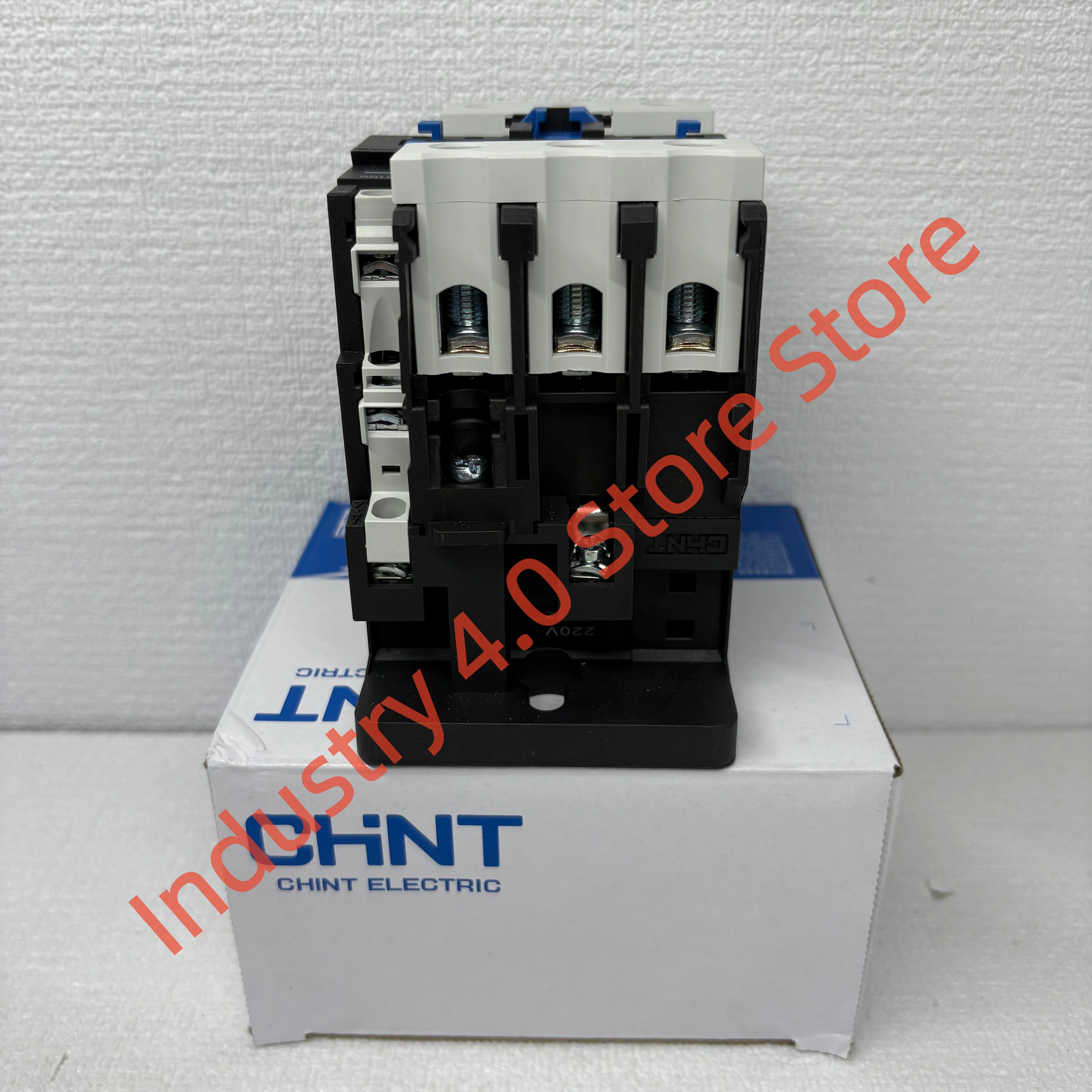 

CJX2-4011 220V AC contactor brand new