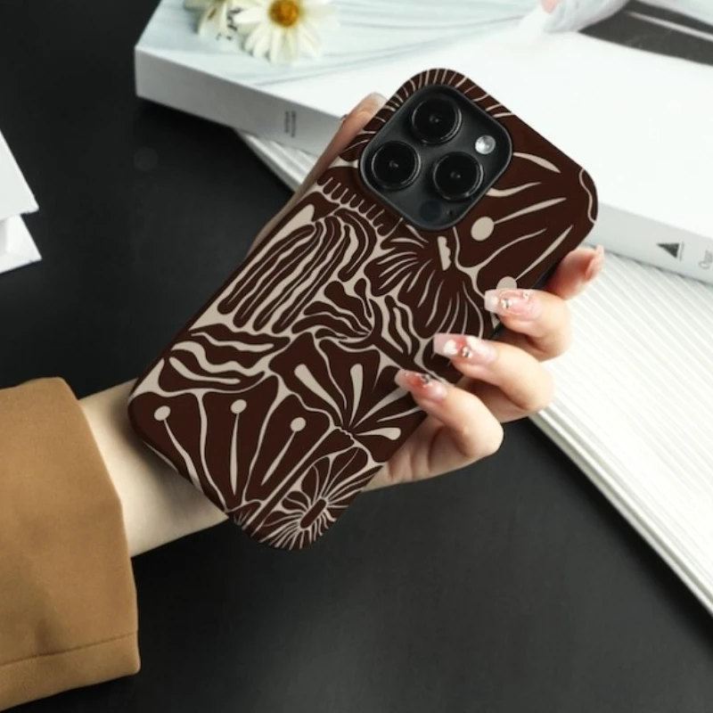 حافظة هاتف مغناطيسية لهاتف آيفون 17 16 15 14 13 12 11 16e Air PRO Plus غطاء مقاوم للصدمات من الأكريليك الصلب على شكل زهور الشوكولاتة #1