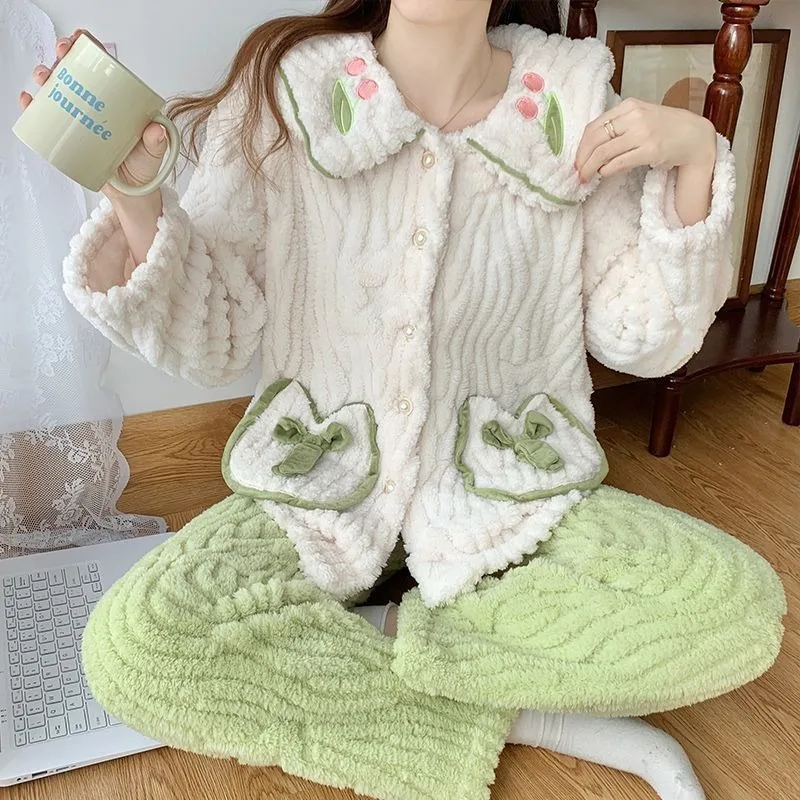 2024 neue Herbst Winter Pyjama Frauen Koralle Samt Lounge wear Verdickung Plüsch warme Nachtwäsche Langarm Flanell Homewear Anzug