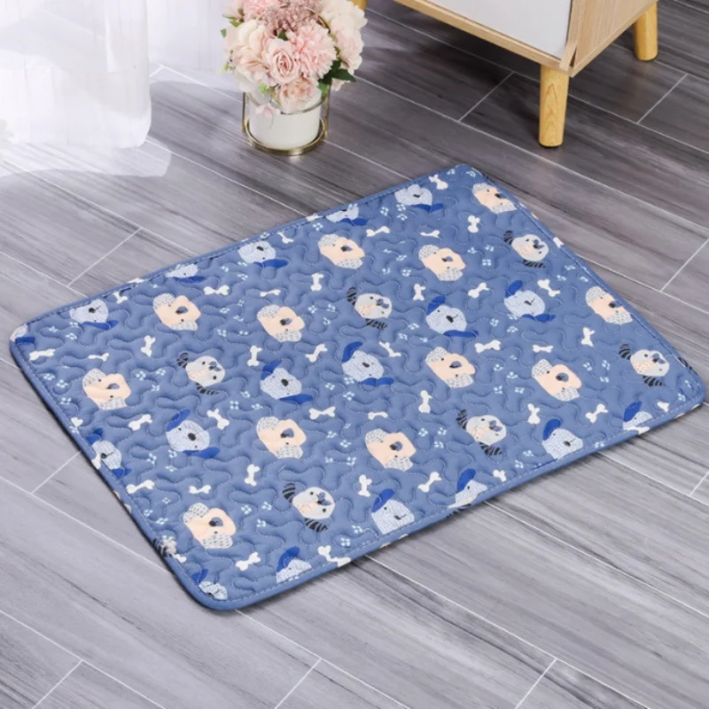 Dog Color Striped Sleeping Pad Indoor Small Dog Cute Square Cat Sleeping Pad Breathable Multi-size All Seasons