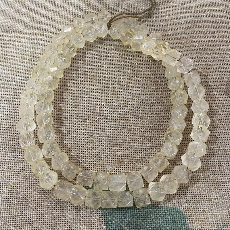Late Qing Dynasty Antique Eight-Sided Beads Necklace String Collectible Item