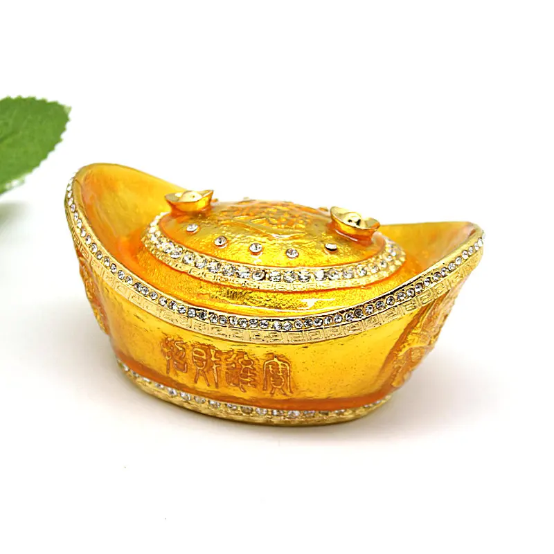 

Alloy jewelry boxes attract wealth, feng shui, gold ingots and ornaments