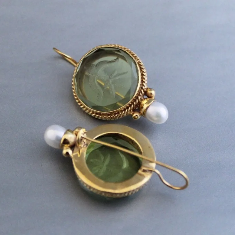 Fashion Retro Style Round Green Carving Figure Crystal Stone Mosaic Pearl Personality Earrings For Women Exquisite Jewelry