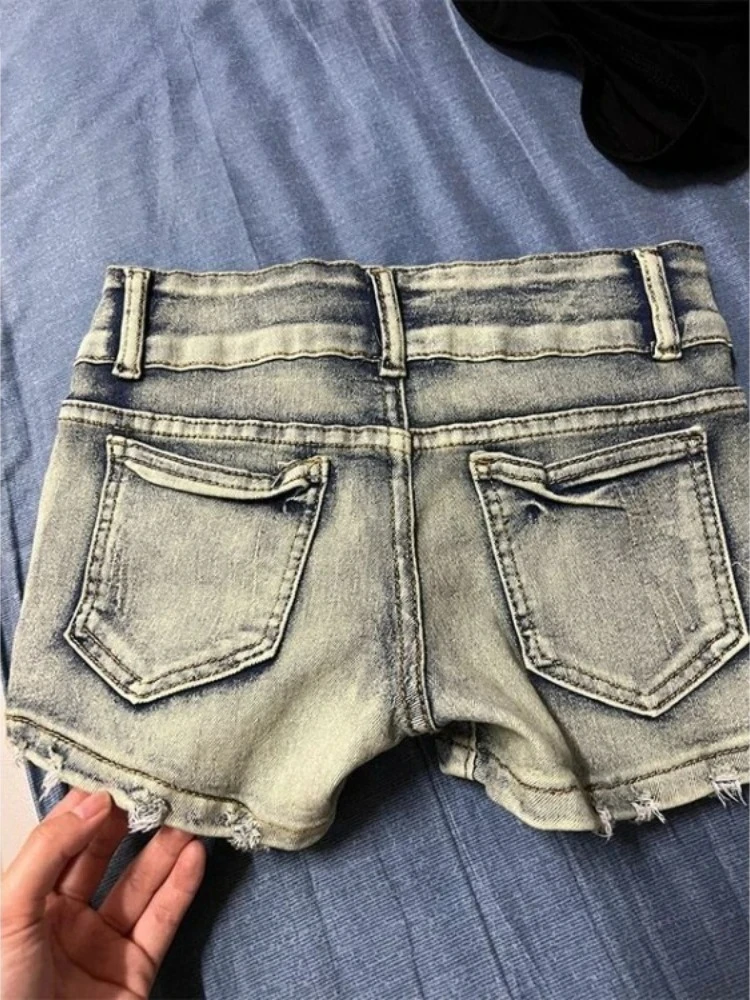2026 Vintage Y2k-shorts voor dames nieuwe bodems Klinknagel laag getailleerde denim shorts Casual punk streetwear chique bodycon pantalones