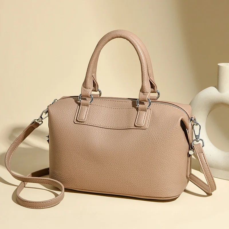 

New Women's Handbag, Simple and Versatile Tote Bag, Large-Capacity Soft Leather Shoulder Bag, Crossbody Bag for Commuting and Shopping, High-End Solid Color Casual Bag