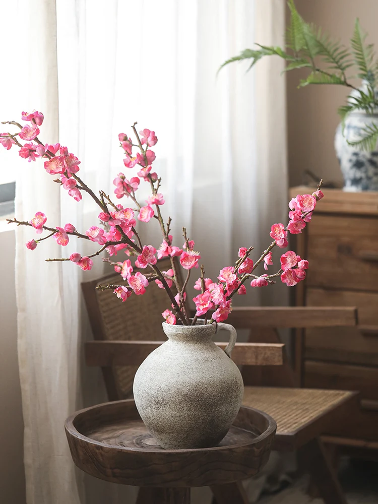 

Feel plum blossom artificial flowers artificial flowers living room decorative flowers new Chinese red single silk flower dried