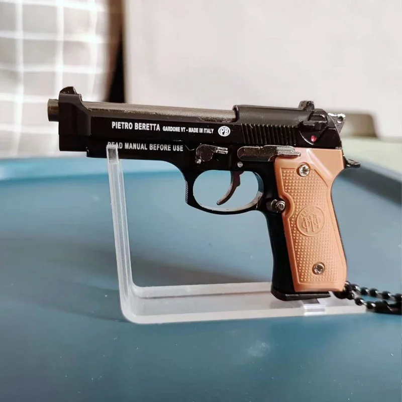 1:3 miniaturowy 92F pistolet zabawkowy Model broni demontaż stopu pistolet brelok metalowe rękodzieło wisiorek montaż pistolet dla dorosłych dzieci