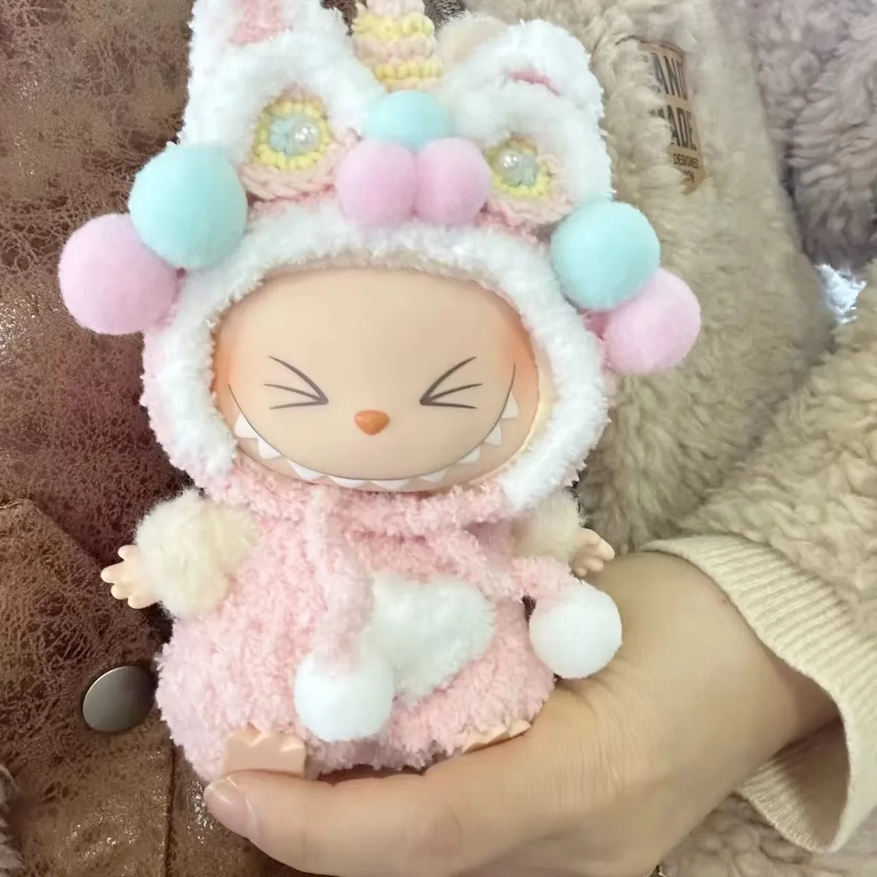 

2025 Lunar New Year Labubu Clothing 17cm Plush Doll Chinese Style Lion Dance Red Clothing Accessories