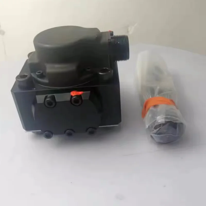 Direct SM4 Series Hydraulic Valve SM4-10(5)19-80-40-10 SM4-40(40)151-80/40-10-S205 SM4-20(15)57-80/40-10-S182 Servo Valve
