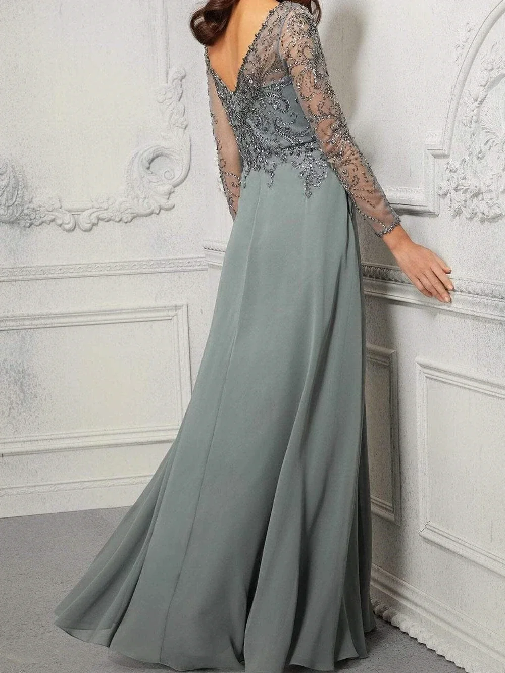 2025 Elegant Chiffon Long Evening Gown Modest Long Sleeve Mother Of The Bride Dress For Wedding Sparkly Sequins Beads Prom Dress