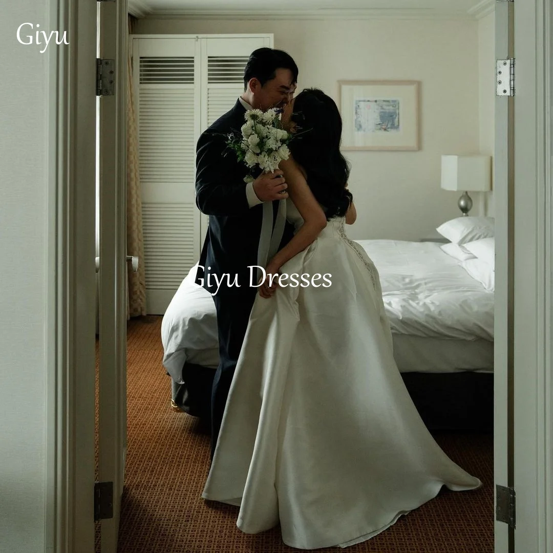 Giyu Simple White Satin Wedding Dress Sweetheart Off Shoulder Korean Photography Wedding Formal Bridal Gowns Customized