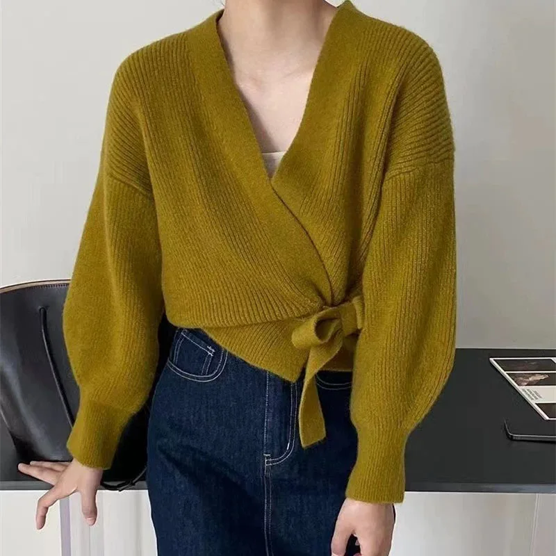 

Women Vintage Lantern Sleeve Knitted Short Cardigans Female Korean Design Streetwear Jumpers Elegant V-Neck Bow Bandage Sweater