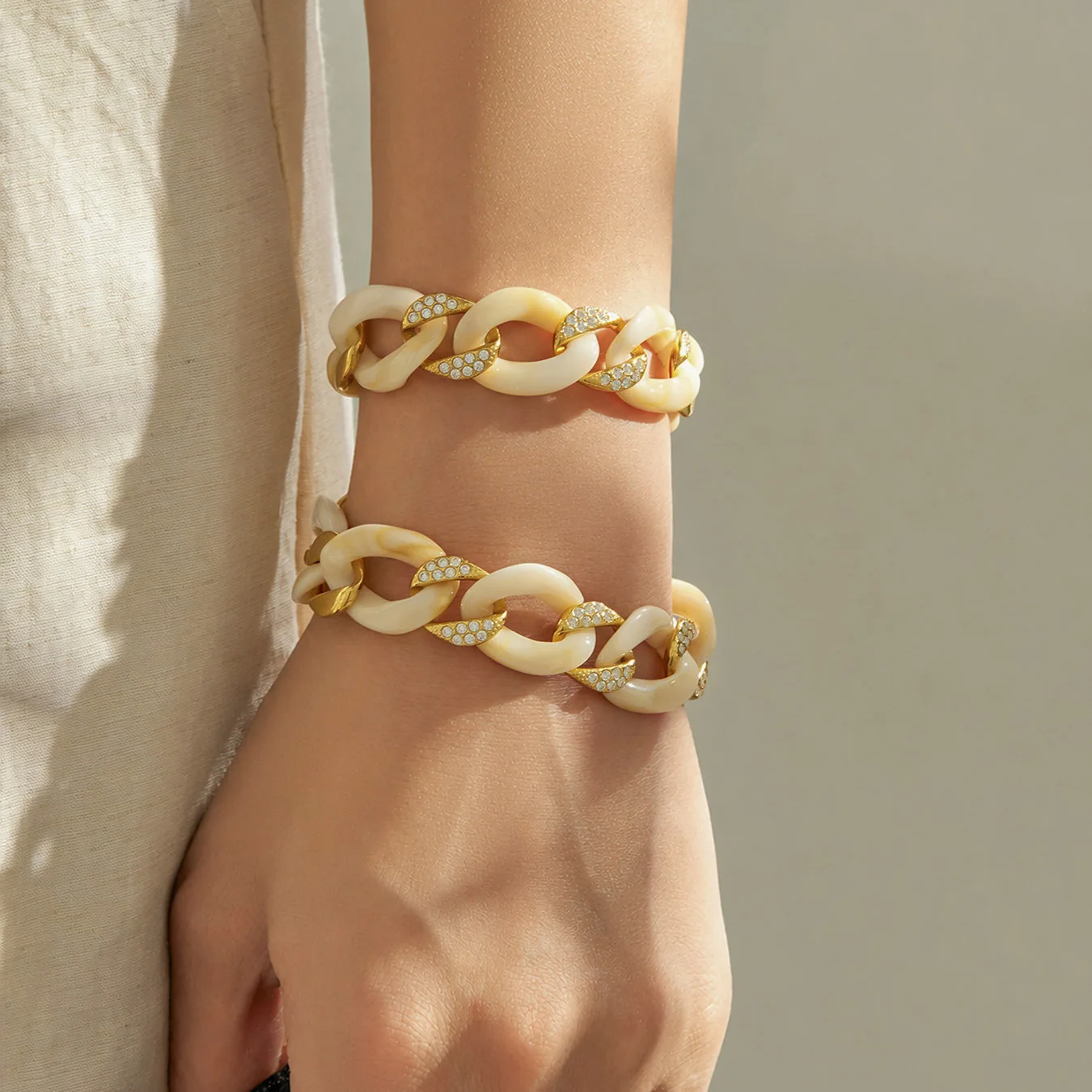 Klobige Gliederarmbänder 18k vergoldet 316L Edelstahl Große Gliederarmbänder Acetat-Armband Kubanische Kettenarmbänder für Frauen – Detail 4
