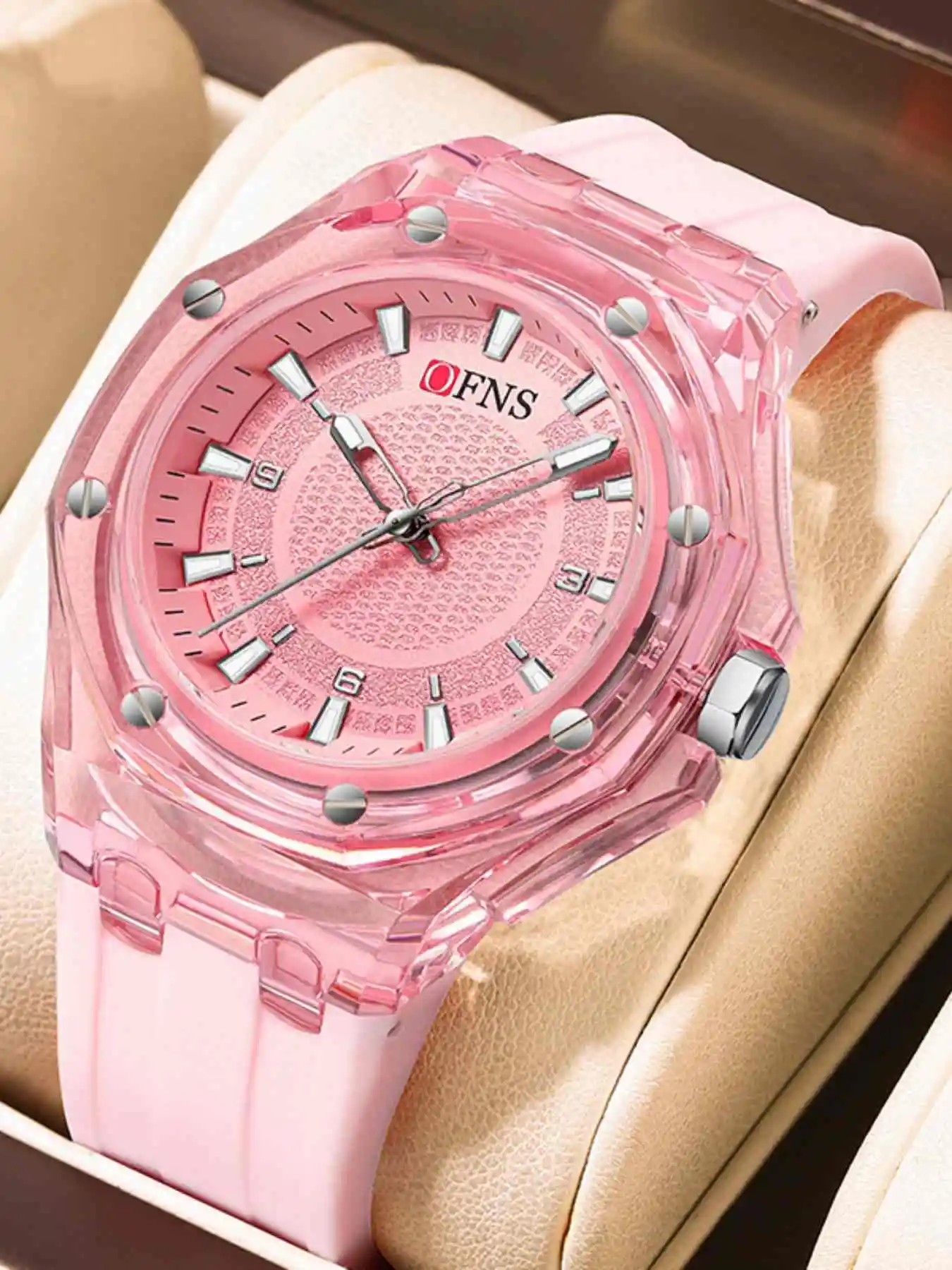 Neutral quartz watch, popular among students, fashionable and versatile, waterproof quartz watch, creative wristwatch