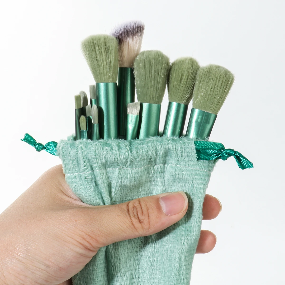 Ensemble de pinceaux de maquillage 13 pièces, comprenant correcteur, Blush, poudre, ombre à paupières, surligneur, fond de teint, outils cosmétiques essentiels