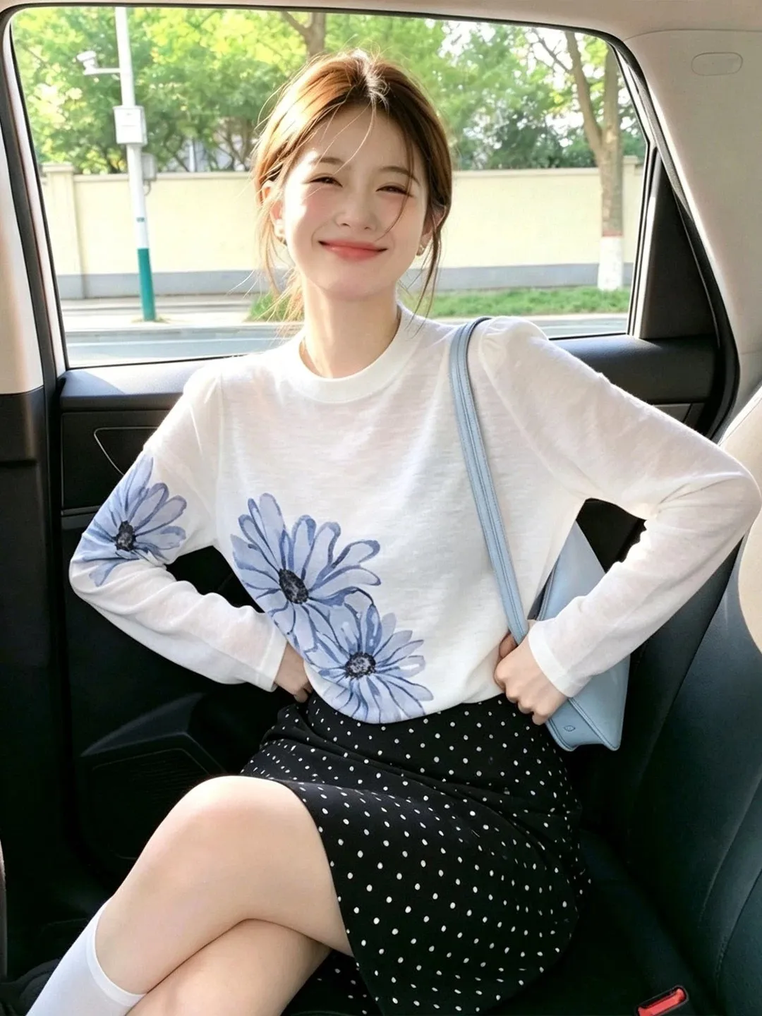 Soft Smooth Long Sleeve T-Shirt Women's Loose Fit Summer UV Protection Daisy Print Casual Top High Waist round Neck Polyester...