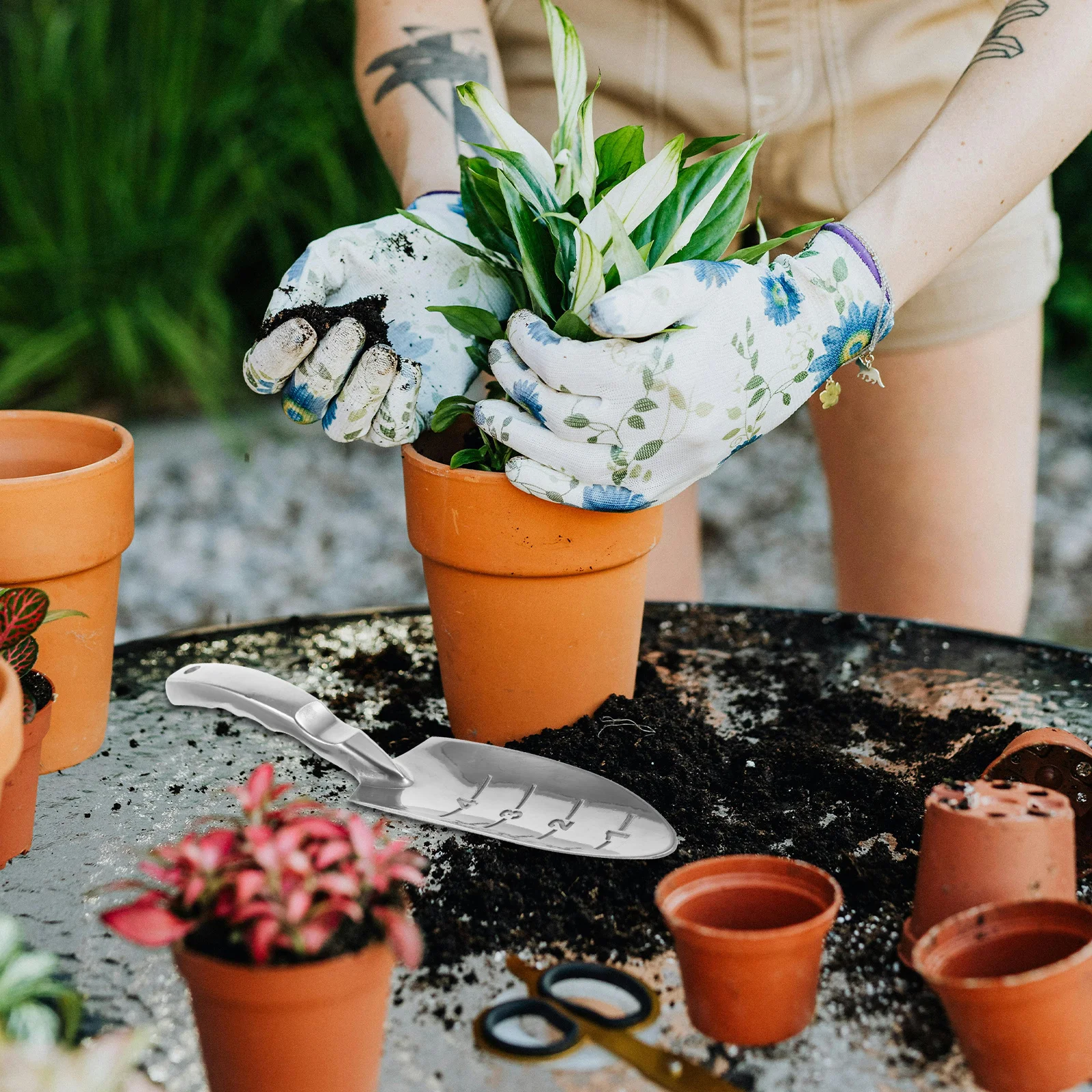 

Garden Soil Digging Shovel Aluminium Alloy Small Portable Ergonomic Handle Perfect for Planting Home Outdoor Gardening Tools