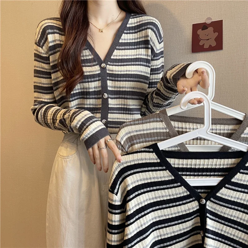 

Элегантный женский кардиган в полоску с V-образным вырезом и длинными рукавами, тонкий, из вискозы, в повседневном стиле, осенняя мода