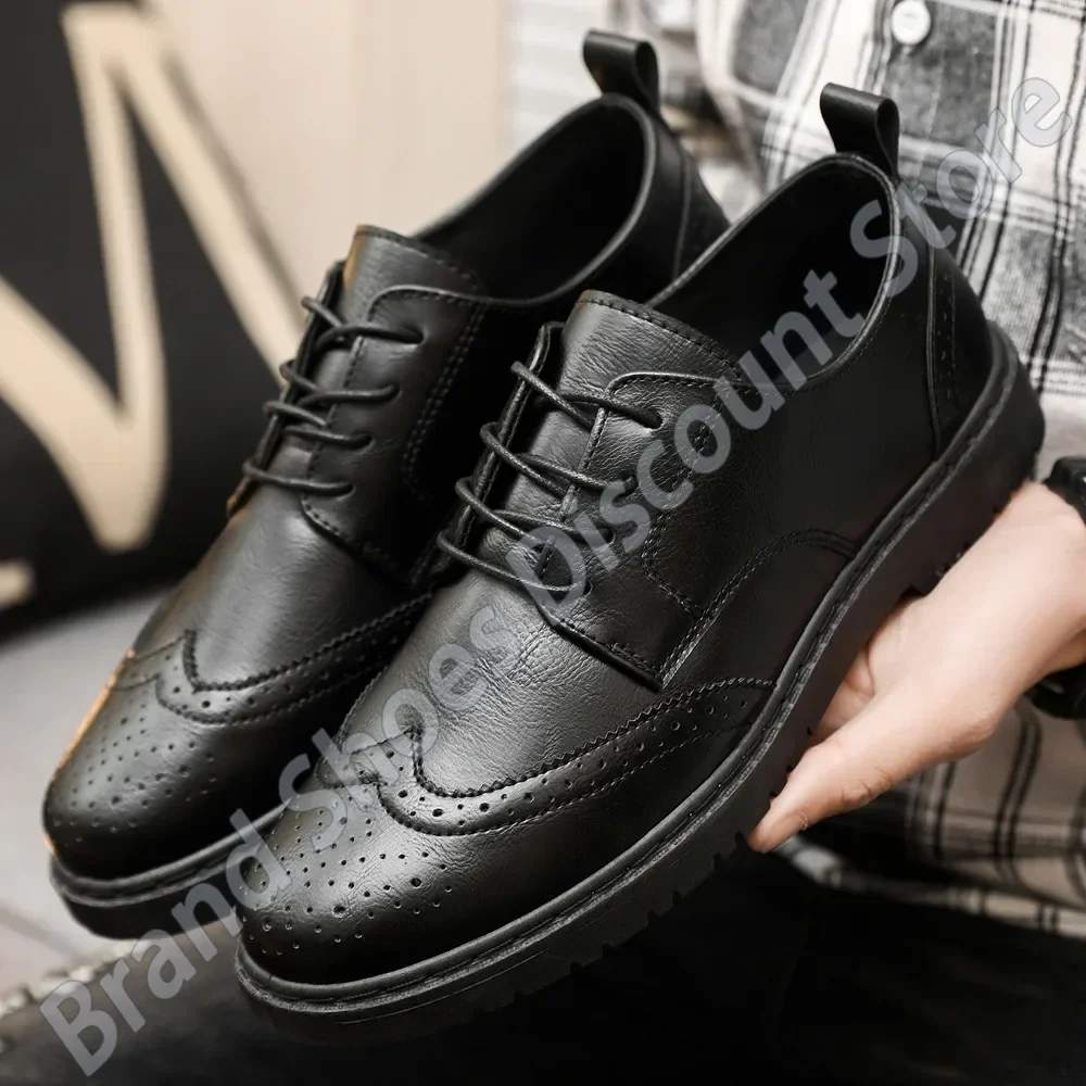 2024 New Men Oxford Shoes Luxury High Quality Brogue Dress Shoes for Men Classic Business Leather Shoes Fashion Men Casual Shoe