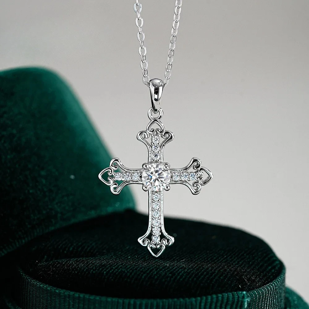 KyanGem Platinum PT950 0.5 Carat Moissanite Necklace for Women Fashionable Oversized Cross Geometric Pendant Choker Necklace