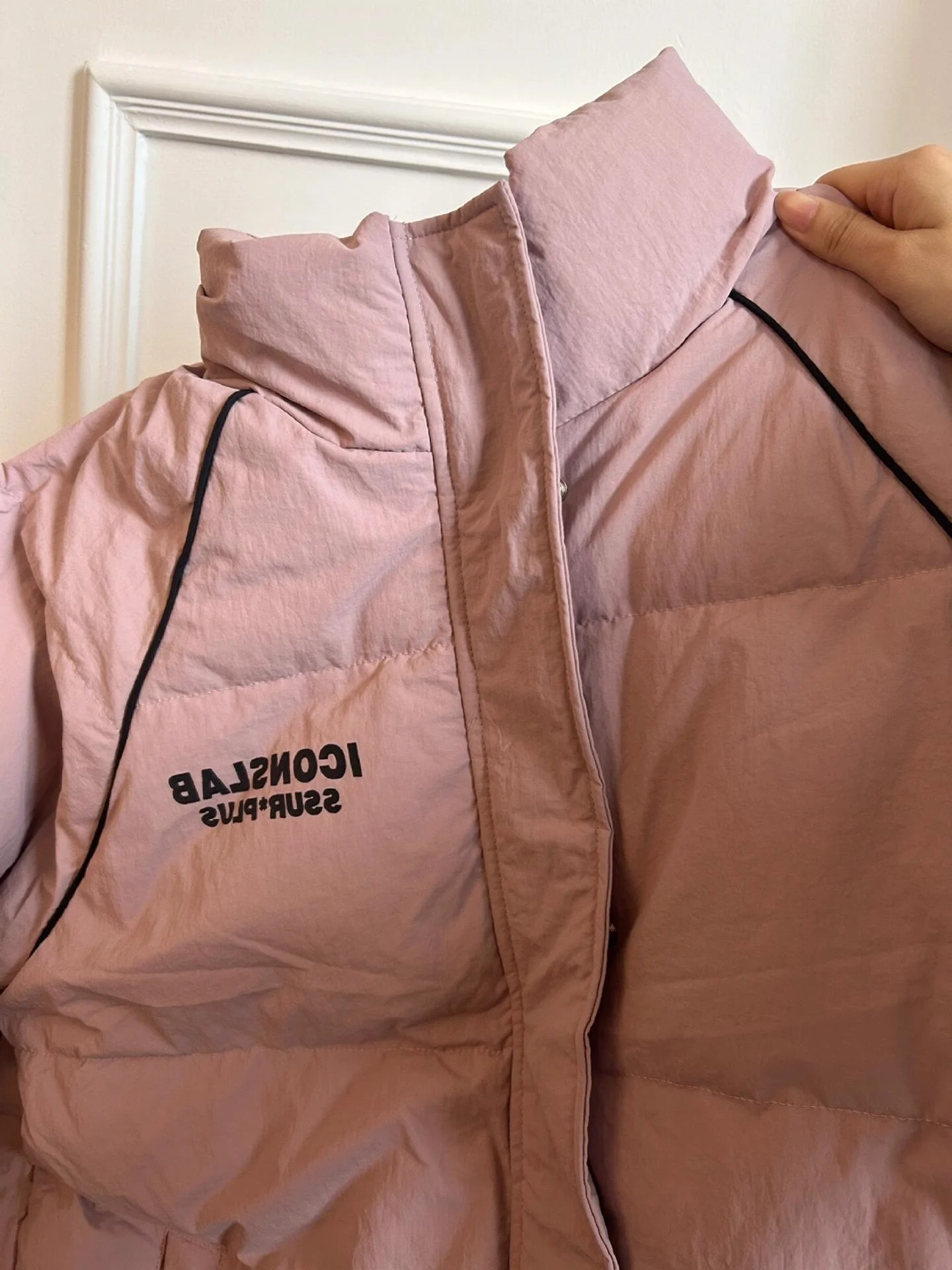 

Retro American Pink Letter Print Stand Collar Cotton Jaet Thiened Winter Outerwear for Men And Women Casual Warm Coat