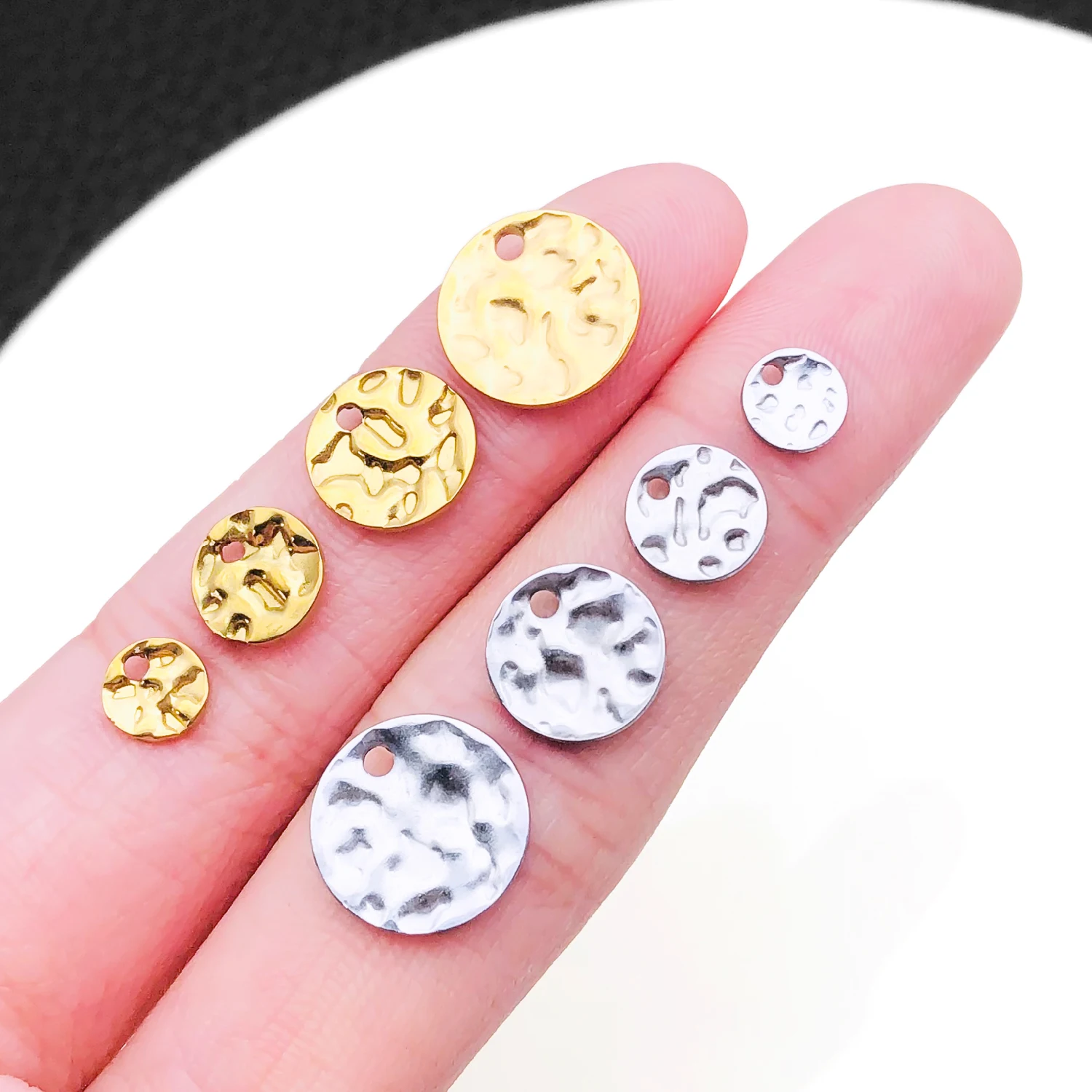20Pcs Stainless Steel Texture Round Embossing Pendant Disc Charms DIY Jewelry Making Necklace Findings Bracelet Accessories