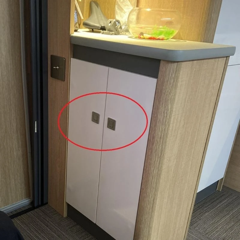 

Stylish Square Cabinet Push Button Lock for Furniture Hardware Vehicles Yacht Marine Interior Residential Applications