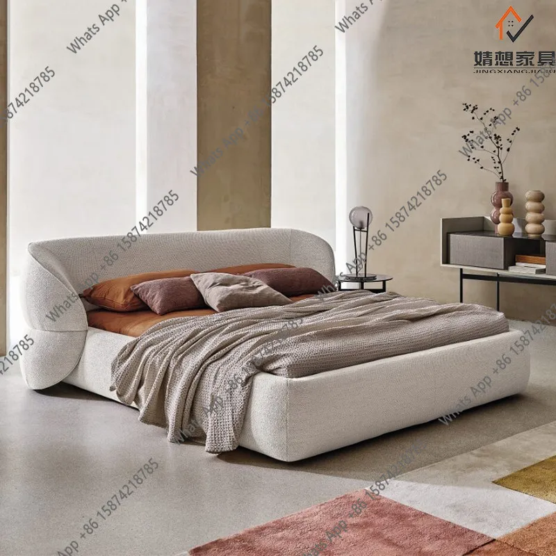 

Кровать для главной спальни из хлопка и льна, двуспальная, для второй спальни, с широким изголовьем, в современном стиле, для виллы, в итальянском минималистичном стиле.