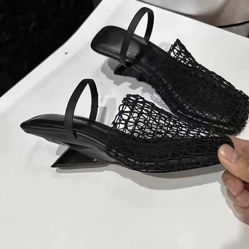 Women Slippers 2024 Summer Flat Female Breathable Sandals Branded Designer Women Roman Sandals Mesh Mule Slippers Slides Women