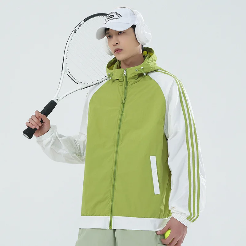

Summer Men's Color Matching Hooded Sunscreen Clothing Lightweight Breathable Outdoor Windbreaker Fishing Travel Skin Clothes