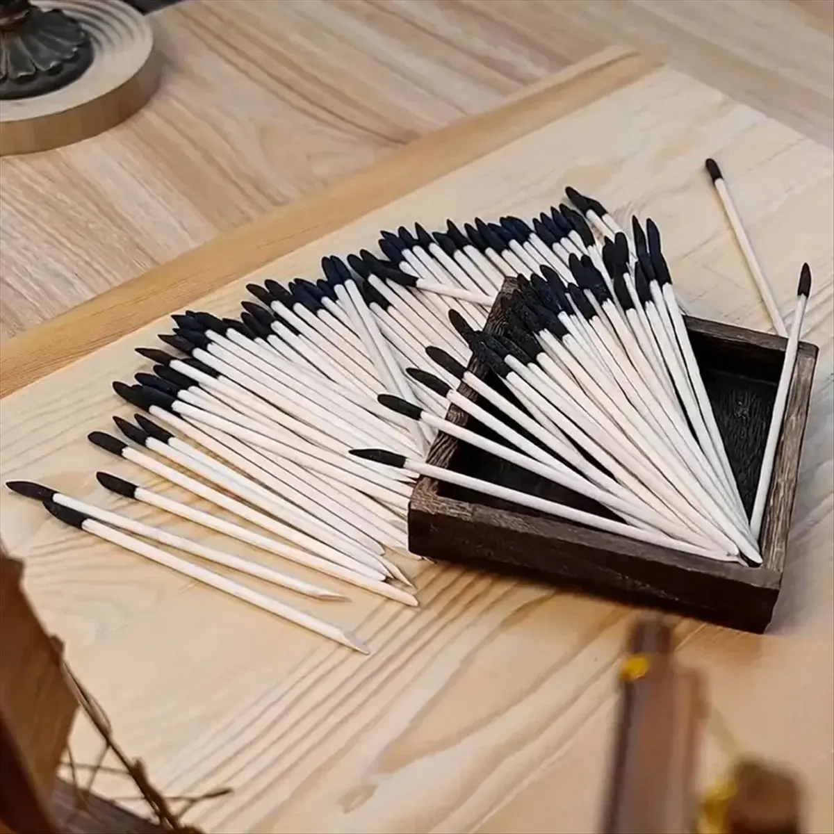 

100Pcs Sanding Sticks Matchsticks Sanding Twigs Fine Detailing Sanding Sticks for Models Wood Hobby Polishing