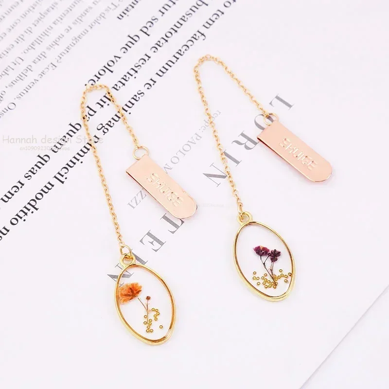 Crystal Small Oval Embossed Flower Bookmark Fresh Metal Book Mark Pendant Book Lovers Readers Writers Friends Stationery Gifts