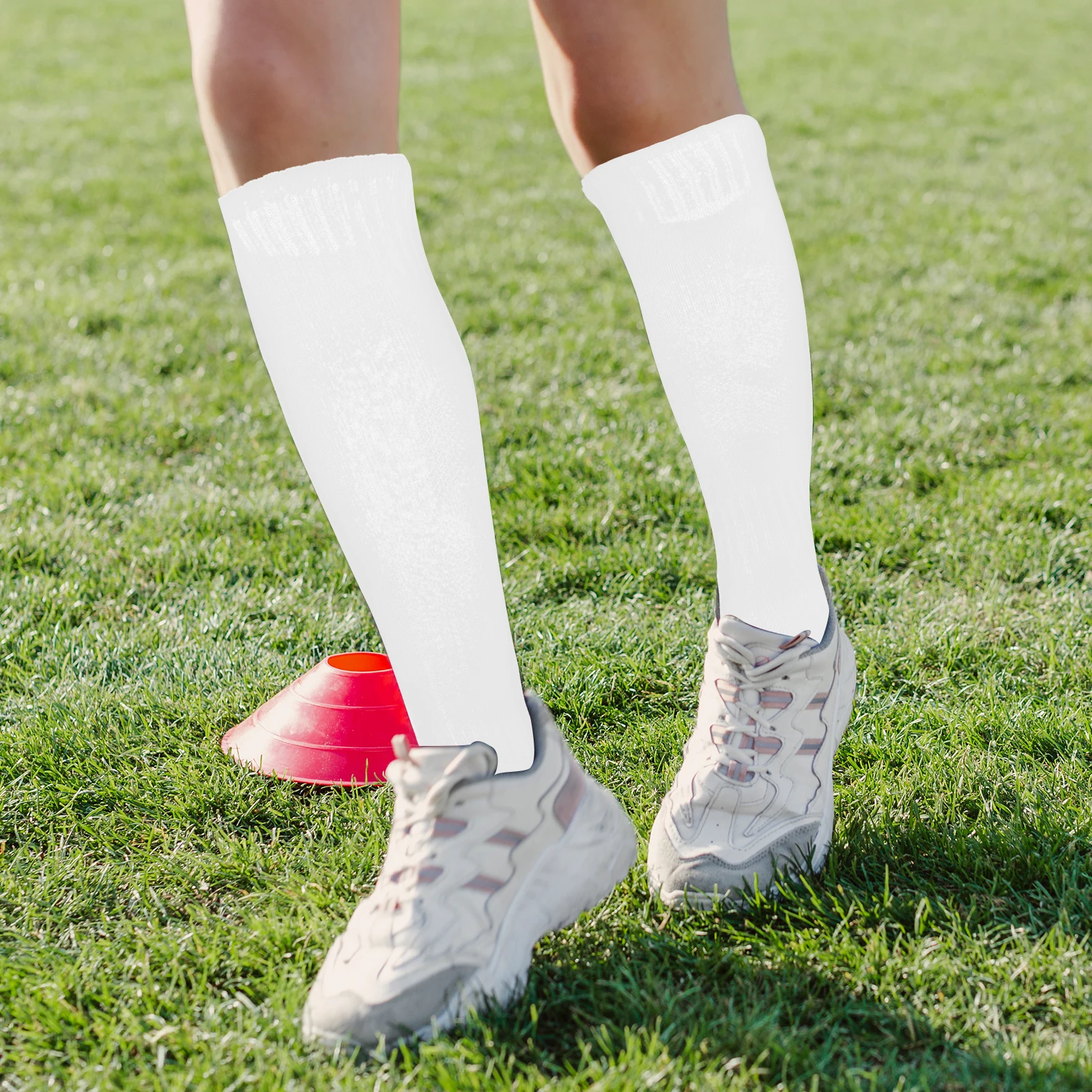

2Pairs Football Calf Socks for Long Compression Stockings Sporty Design Sweat Absorb High Elasticity Soccer Socks for Youth