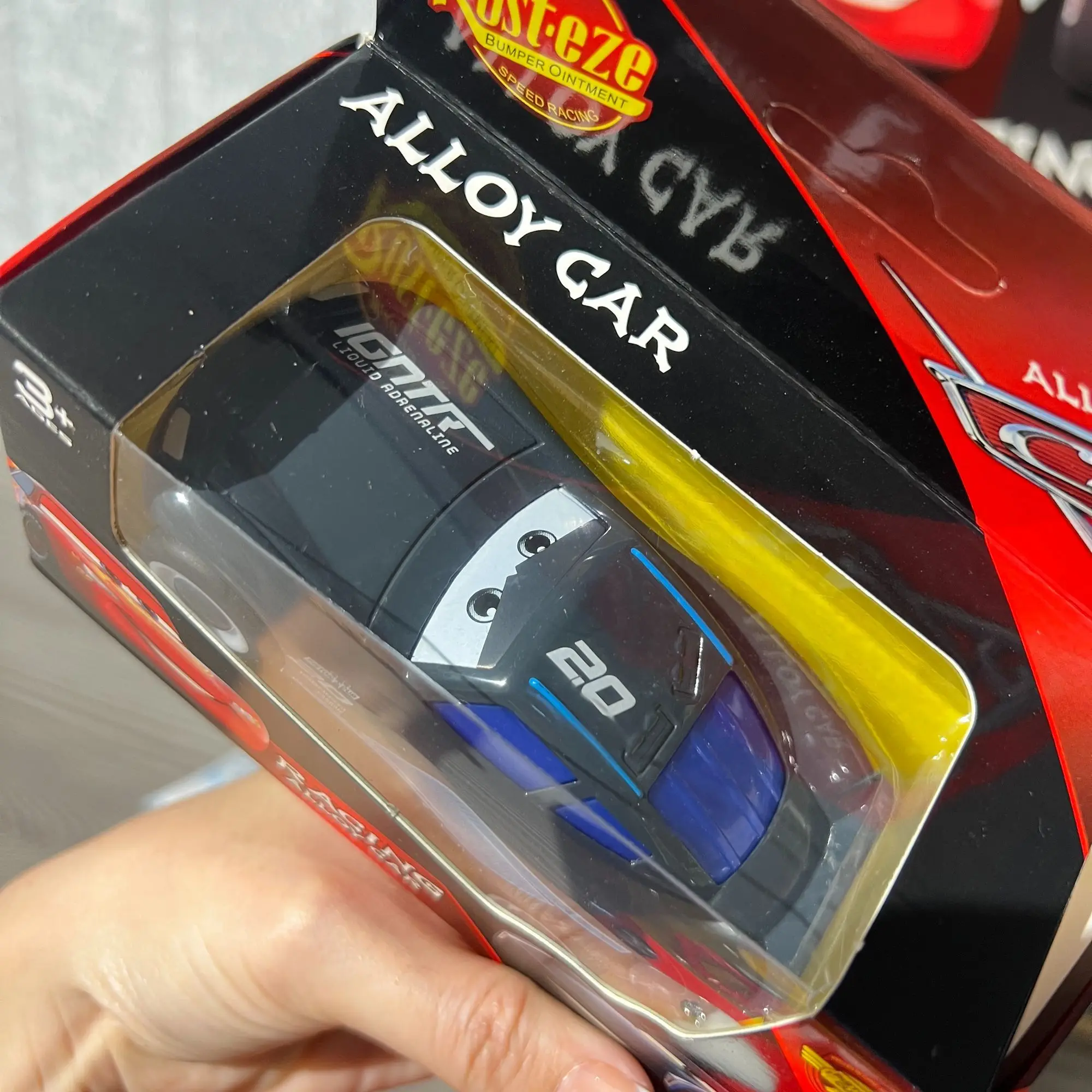 Disney Pixar Cars 3 modellini pressofusi - Lightning McQueen, Jackson Storm, Cruz Ramirez Pull-Back Cars in lega, regalo giocattolo per bambini