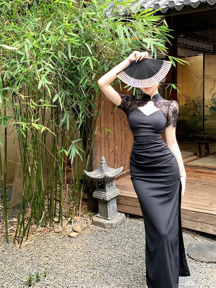 Rétro Style chinois dentelle évider amélioré Cheongsam femmes été Sexy fente mince robe noire élégante gaine robes noires