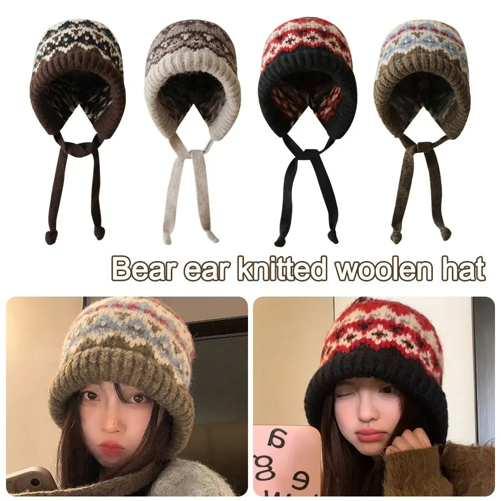 หมวกไหมพรมถักลายแจ็คการ์ดแบบมีสายรัด ป้องกันหู อุ่นสบาย กันลม พร้อมที่ปิดหูแบบผูกเชือก