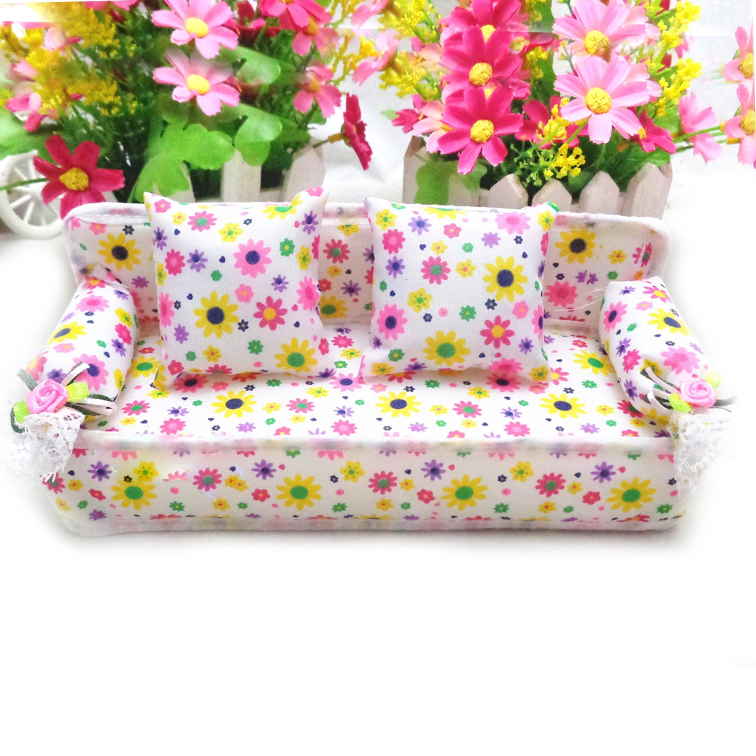 Kids Mini Doll Flower Print Sofa Miniature Dollhouse Couch Furniture with 2 Cushions Pillows Accessories for Barbie Doll Toy