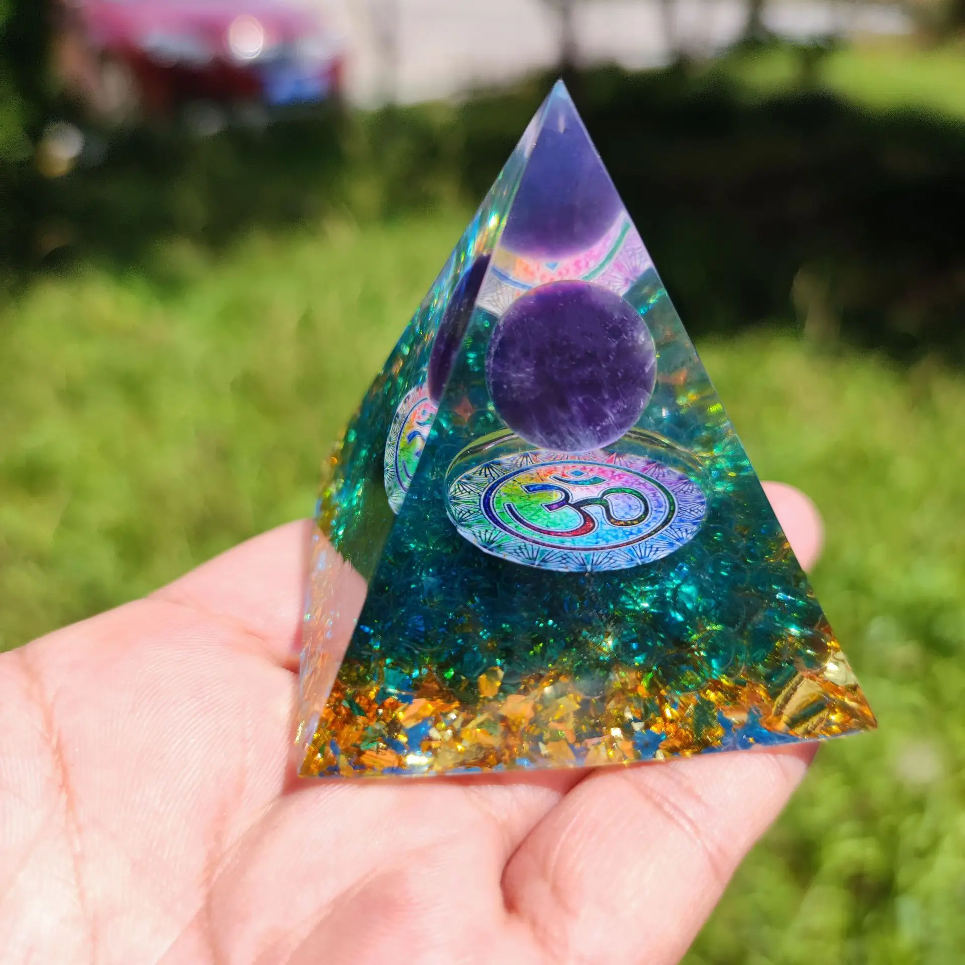 Crystals Stone Orgone Pyramid Energy Generator Natural Amethyst Peridot Reiki Chakra Meditation Tool Room Decor Christmas Gifts