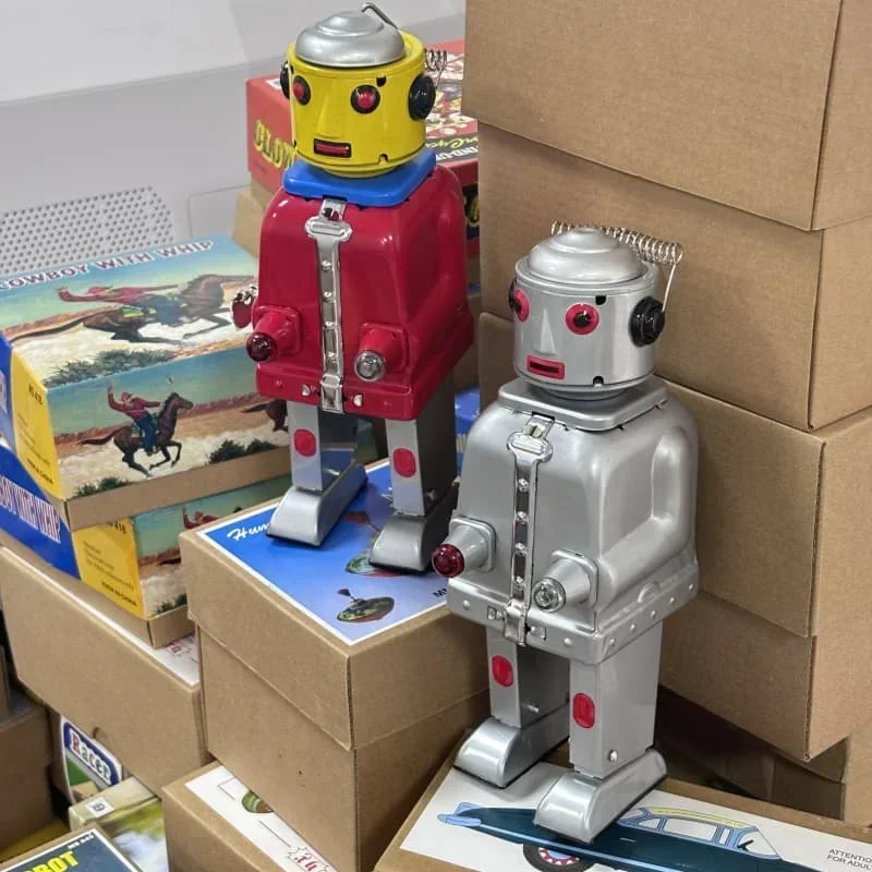 [Najlepsza] Kolekcja dla dorosłych Retro Wind up Metal Tin Mr robot srebrno-czerwony Mechaniczny mechaniczny model zegara figurka zabawka prezent