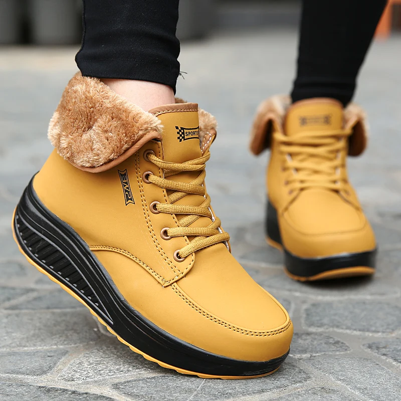 New Women Boots Chunky Platform Sneakers Warm Plush Lace Up Women Winter Shoes Ankle Boots Female Plus Velvet Swing Snow Boots