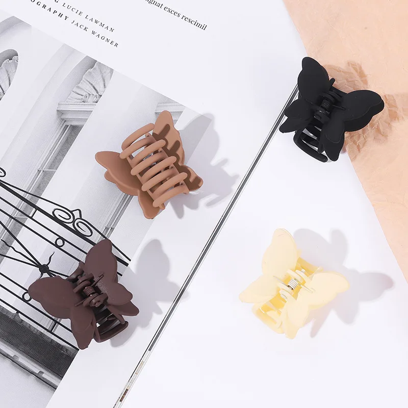 New Sweet Frosted Butterfly Hair Clip Women Simple Solid Color Fashion Exquisite Shark Clip for Girl Hair Accessories