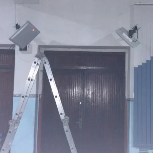 โซลูชันการจัดการบุคคลด้วยระบบควบคุมการเข้าออกด้วย RFID พร้อมเครื่องอ่าน/เสาอากาศ/แท็ก รวมถึง SDK ฟรี