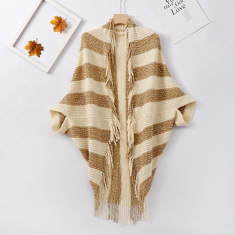 

2022 Autumn Winter New Color Matching Cloak Irregular Tassel Design Chenille Yarn Coat Cloak Shawl Female Ponchos Capes P5