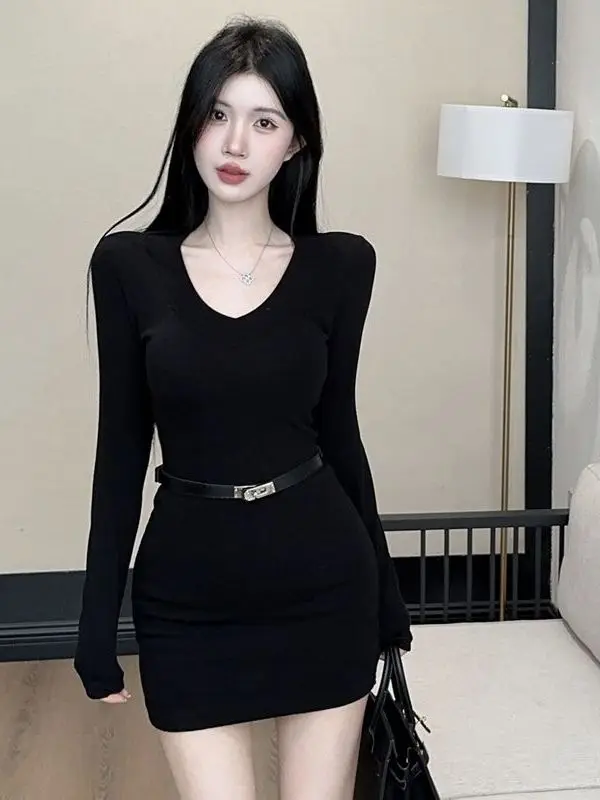 

Black V-neck Slimming Sexy Girl Dress Hepburn Style High Waist Short Skirt Sexy Little Black Dress for Party And Wedding