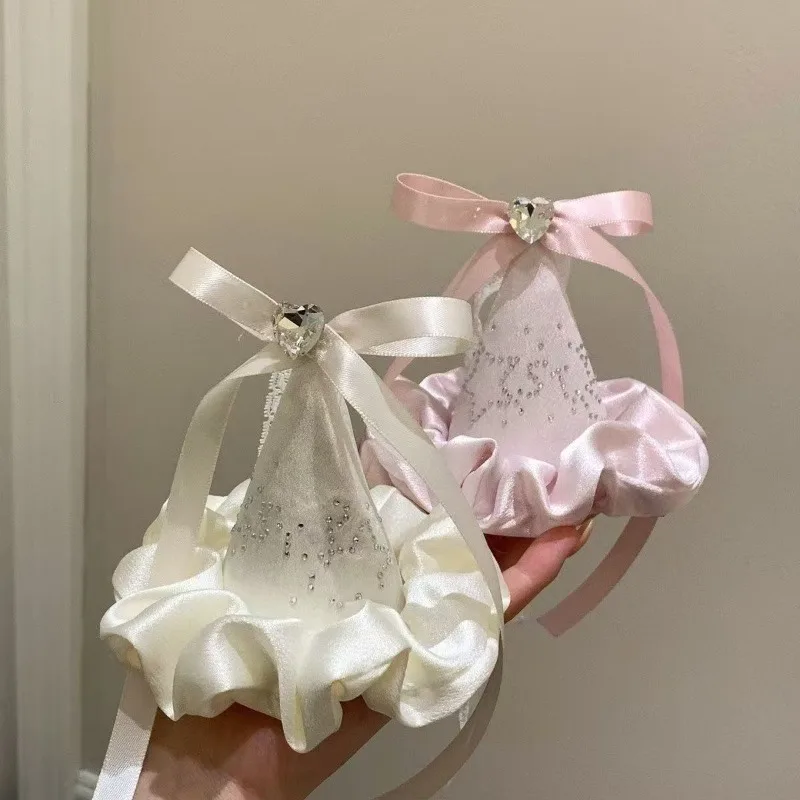 Mini Satin Ruffle Witch Hat Hair Clip Rhinestone Bow Hair Barrette Girls Birthday Party Photo Cosplay Hair Accessories