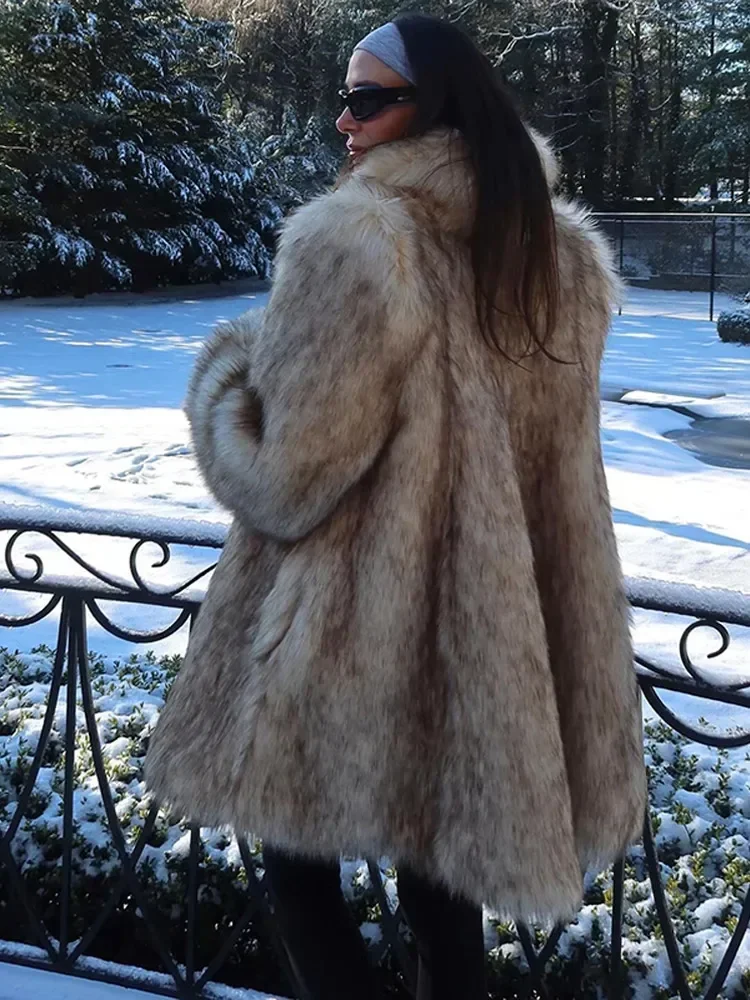 

Fashion Luxurious Lapel Faux Fur Coats Thick Warm Female Outerwear Lady Winter High Street Long Sleeve Oversize Cardigan Jacket