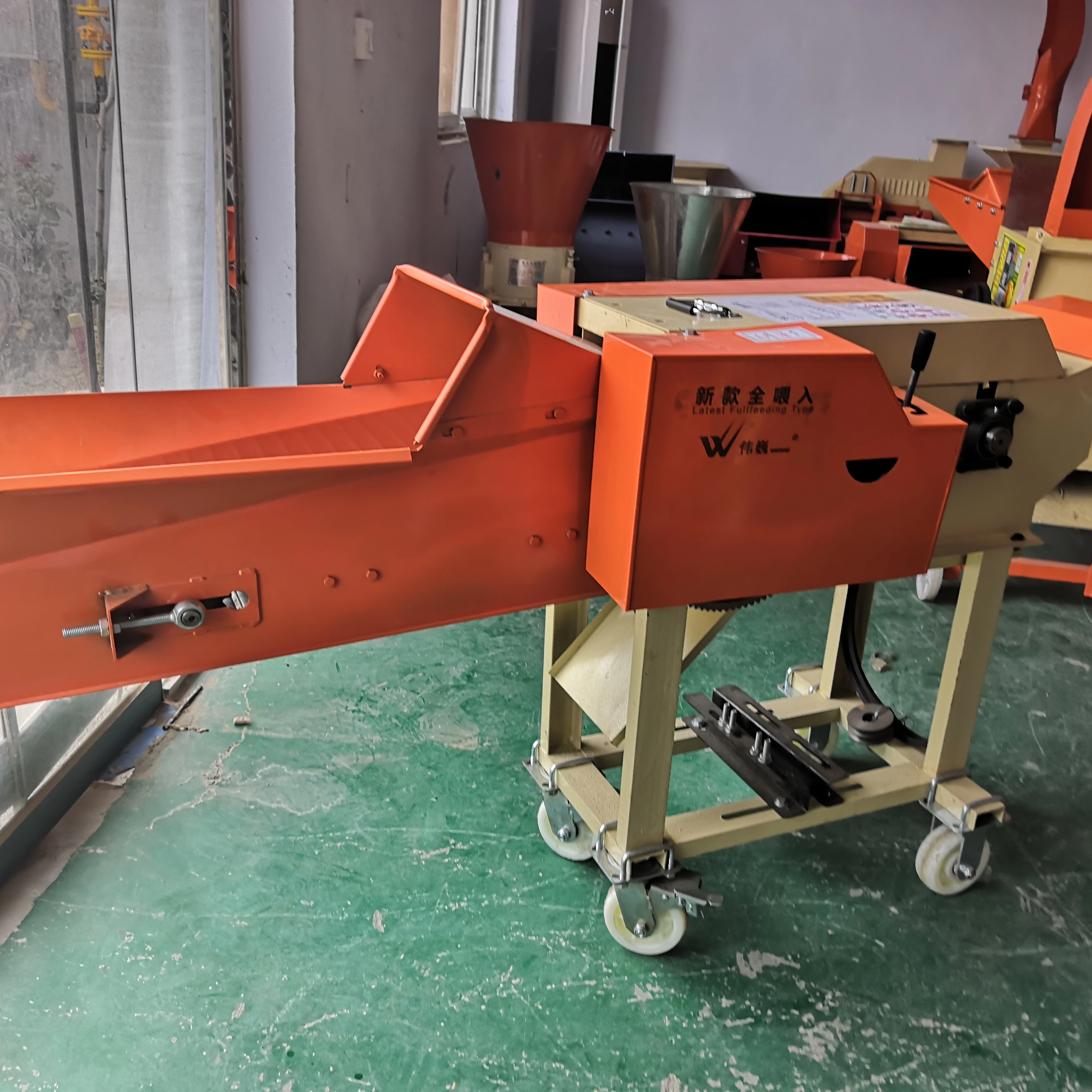 آلة قطع العشب Weiwei 9ZR-3.8 لتغذية الحيوانات