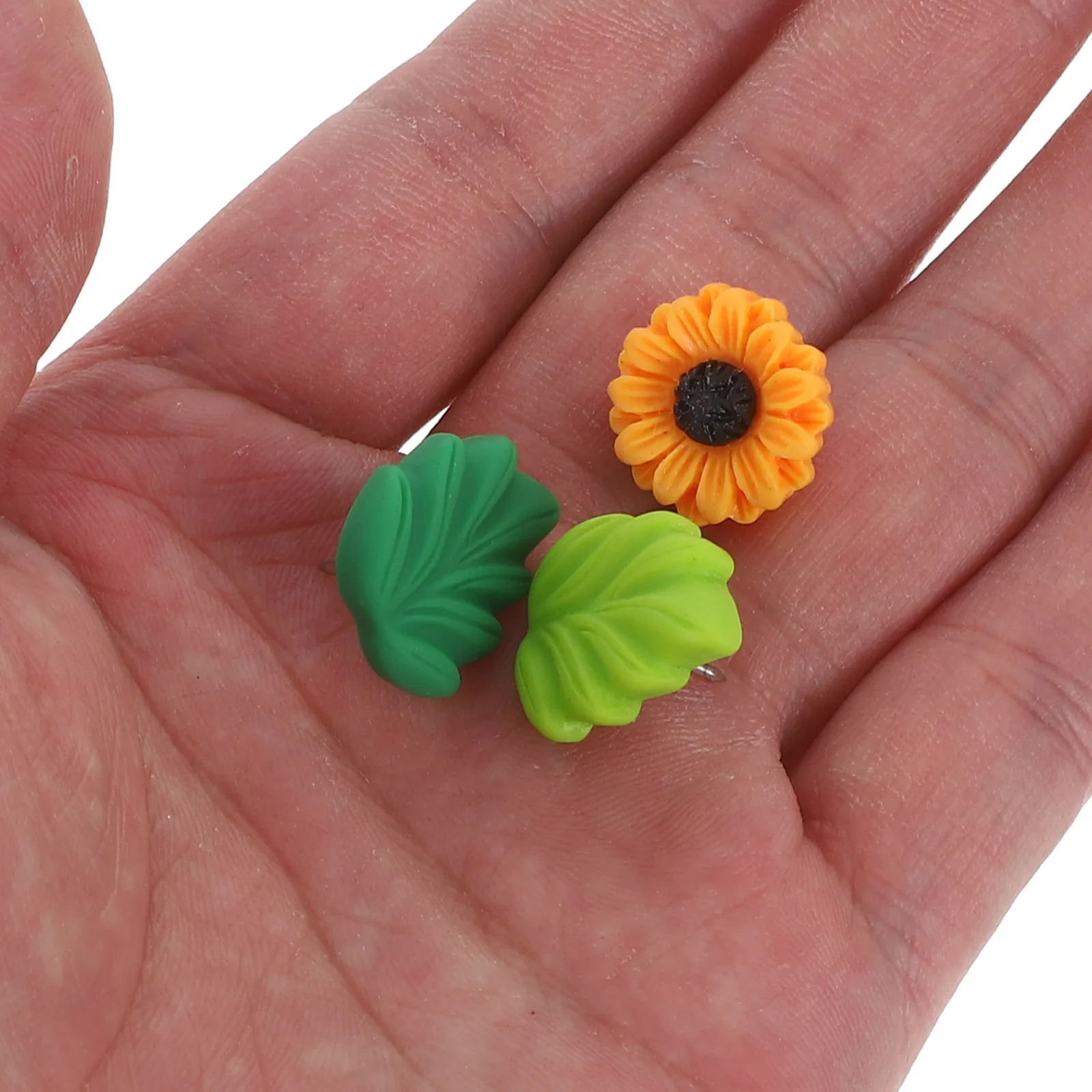 

40Pcs Flower Push Pins Leaf Sunflower Thumbtacks Resin Cork Board Bulletin Board Photo Message Poster Office Wall Hangings